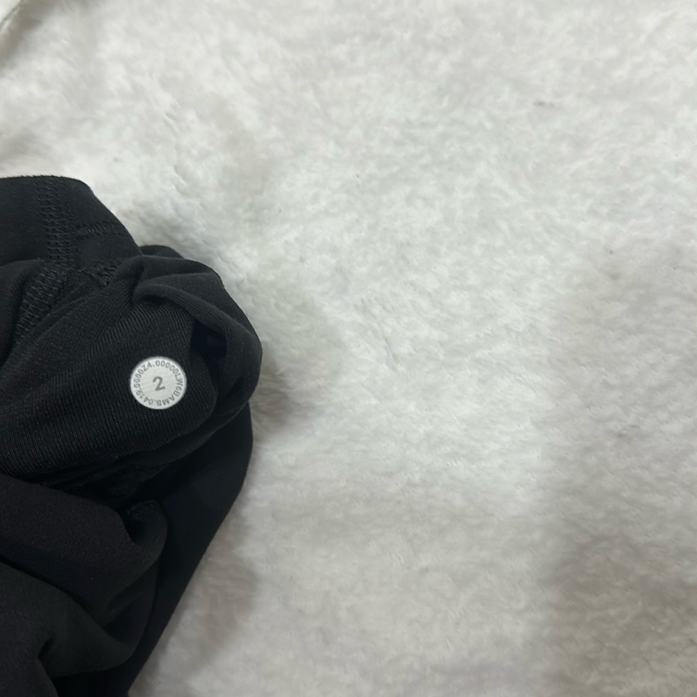 Lululemon Align High Rise Crop - Picture 3 of 5
